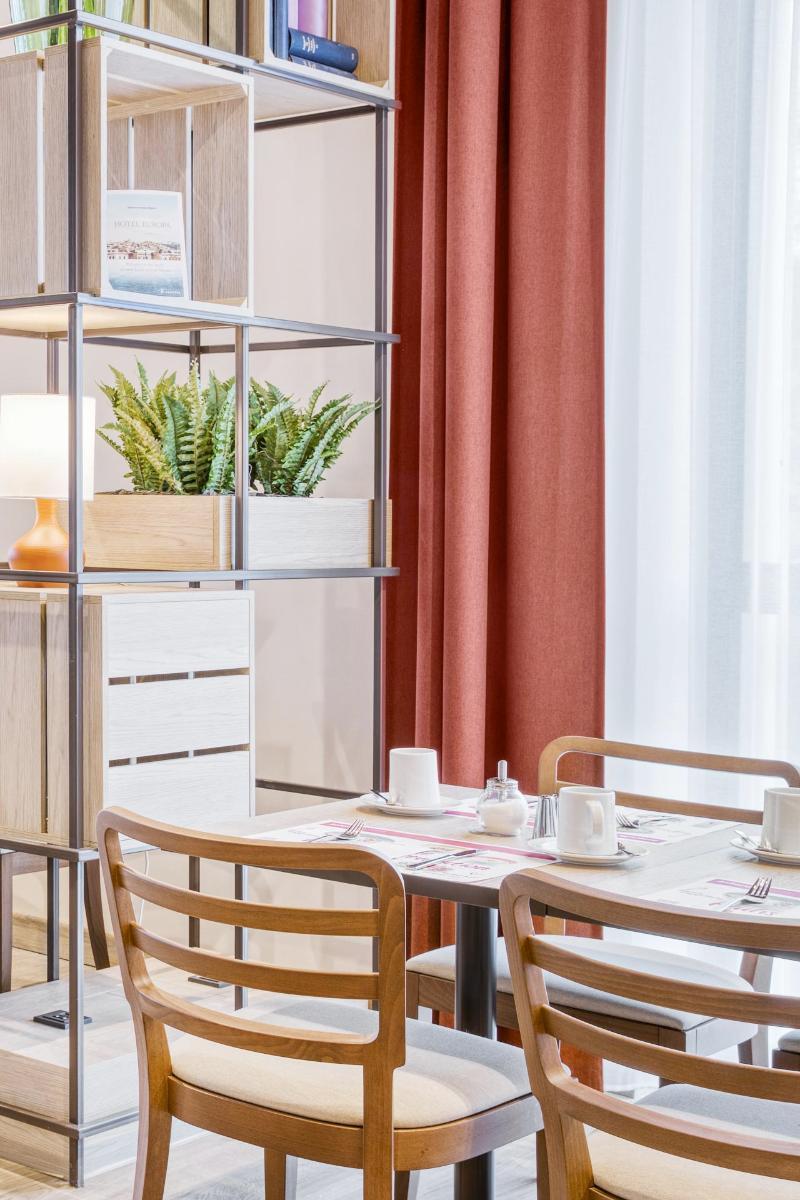 Intercityhotel Саарбрюккен Экстерьер фото